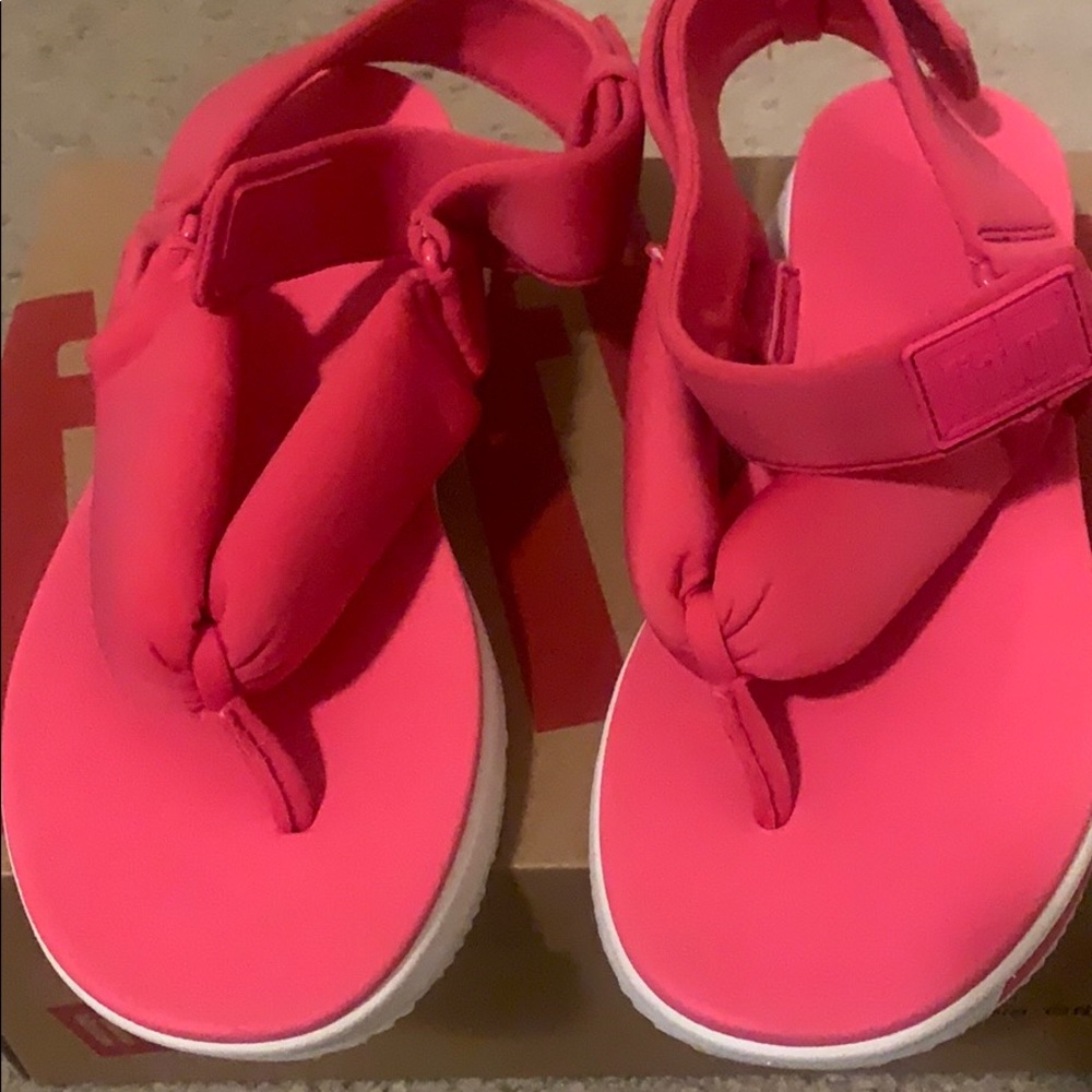 Fitflop strap sandals